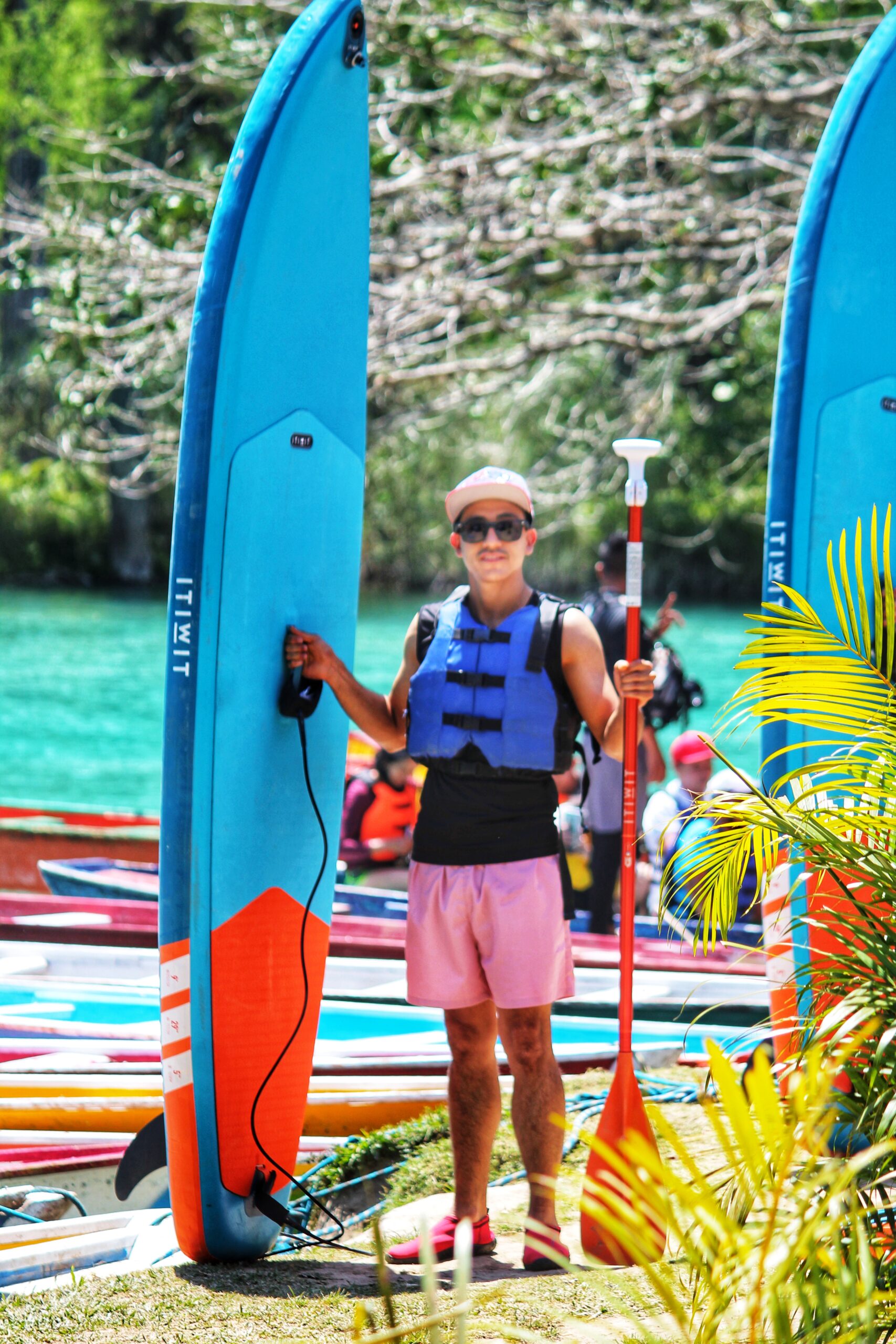 paddle board